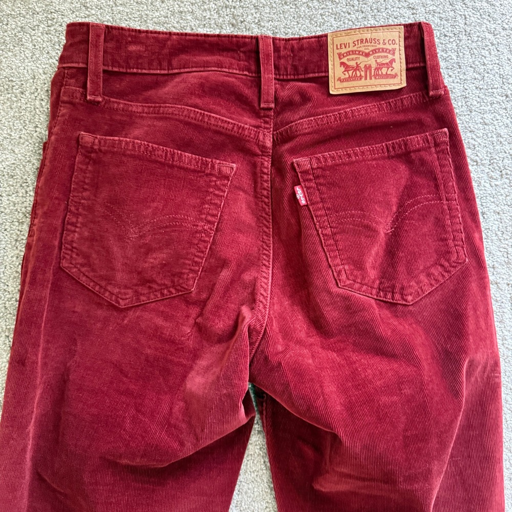 Levis 725 High Rise Bootcut Corduroy Pants Burgundy Red W26 L32 Retro Flare Boho - Picture 10 of 10